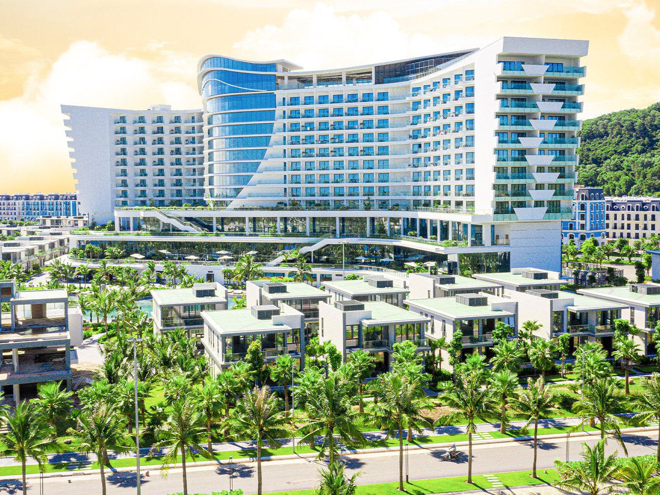 Dream Dragon Resort